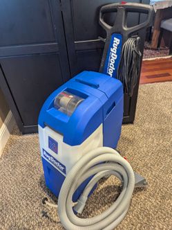 Rug Doctor Mighty Pro X3 carpet shampooer
