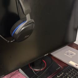gaming monitor with keyboard