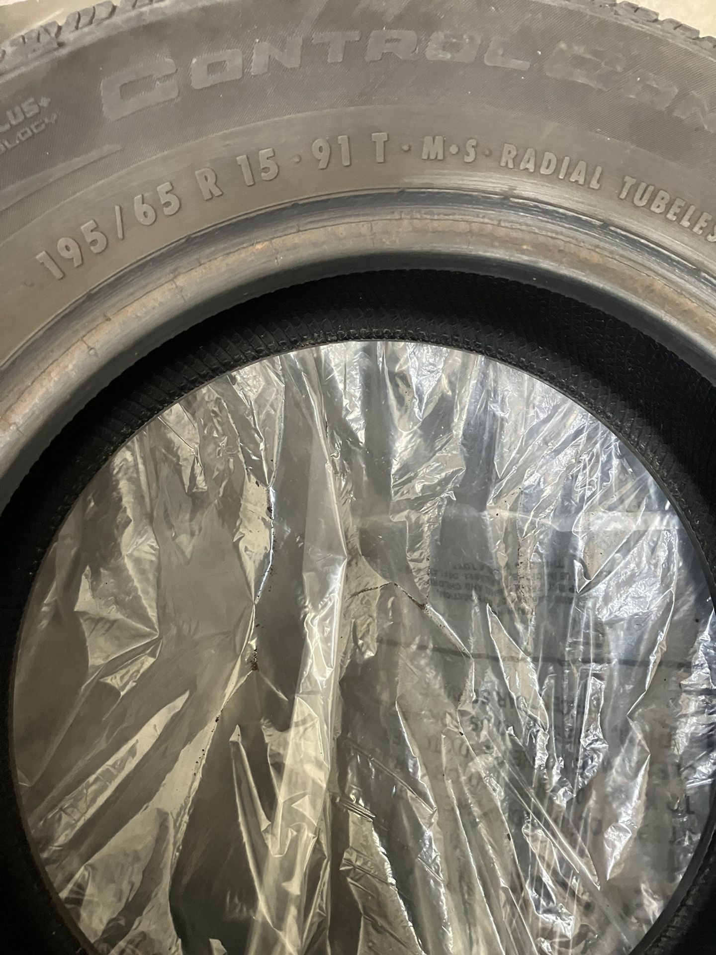 Tires - 195/65 R15 - $150 - Continental Control Contact Tour