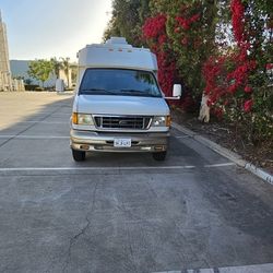 2003 Motor Home Ford E 350