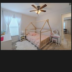 Montessori floor bed (house style)