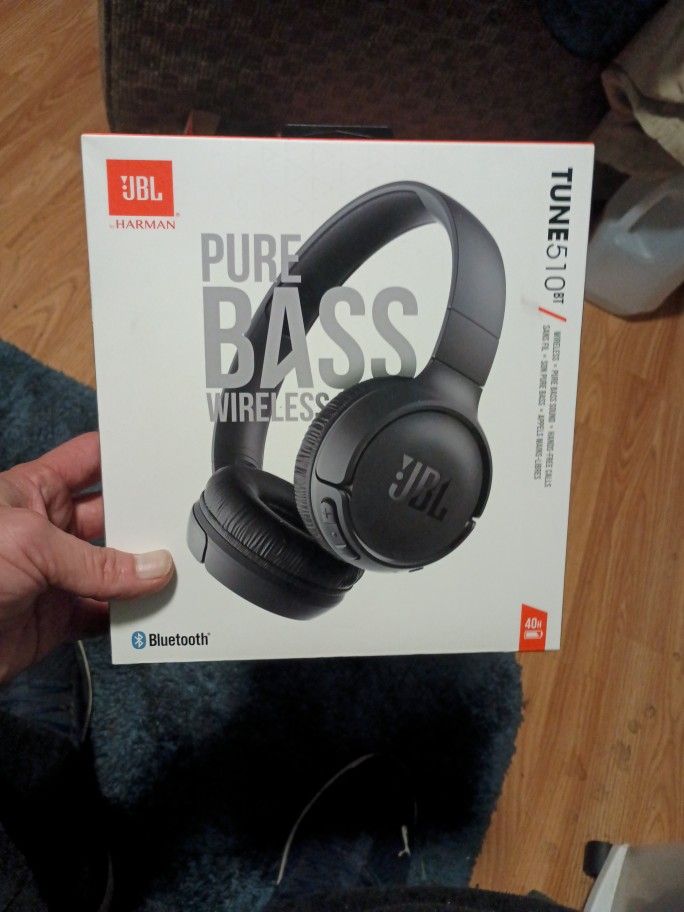 JBL Bluetooth Headphones
