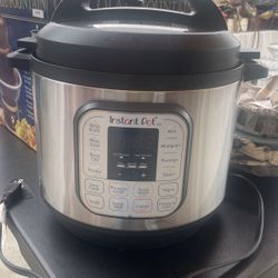 New Condition Pressure cooker