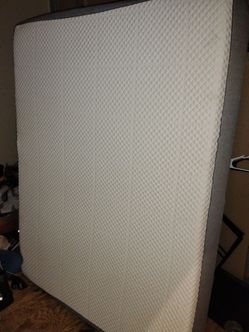 Queen size bed good condition