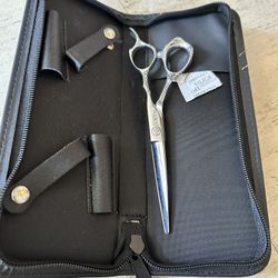Scissors 