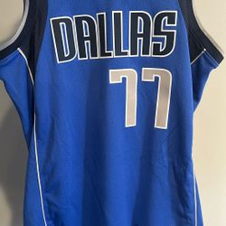 Doncic Mavs Jersey Size m