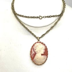 Fashionable Resin Cameo 24” Necklace 