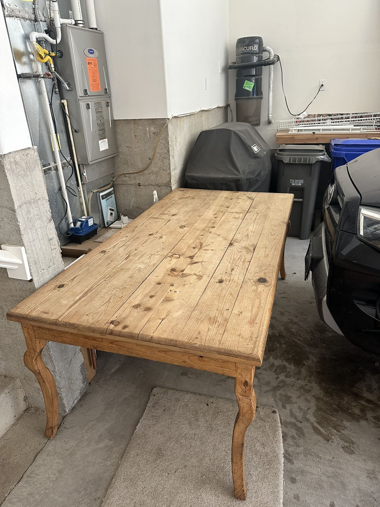 Farmhouse style kitchen table 