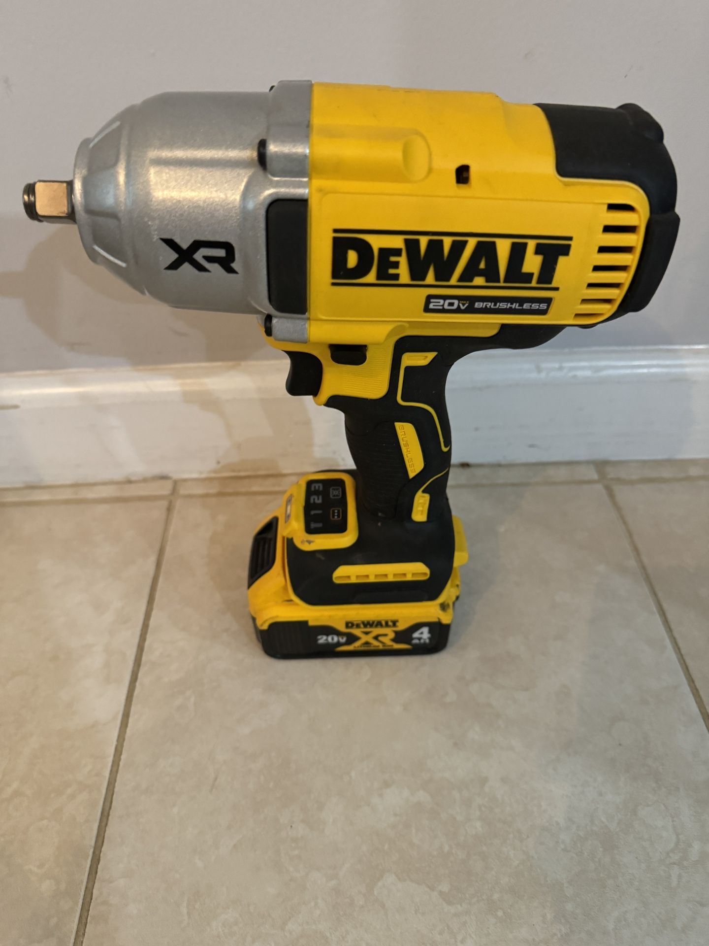Dealt Impact Wrench