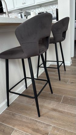Set of 4 Gray Upholstered Bar Stools