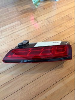 2021 Audi R8 OEM Right Passenger Side LED Taillight Tail Light 4S0 945 096 C – Damaged
