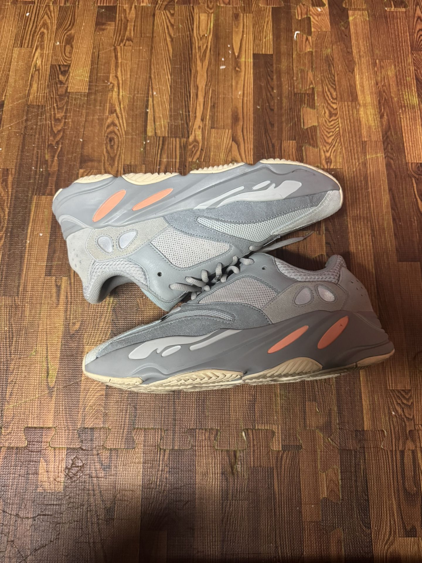 Yeezy 700