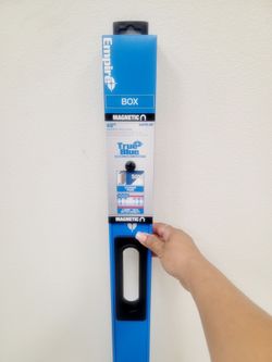 New Empire 48 inch Magnetic Box Level. True Blue series level has reinforced aluminum frame, 50% stronger. Features high contrast e-BAND vials, 300 de