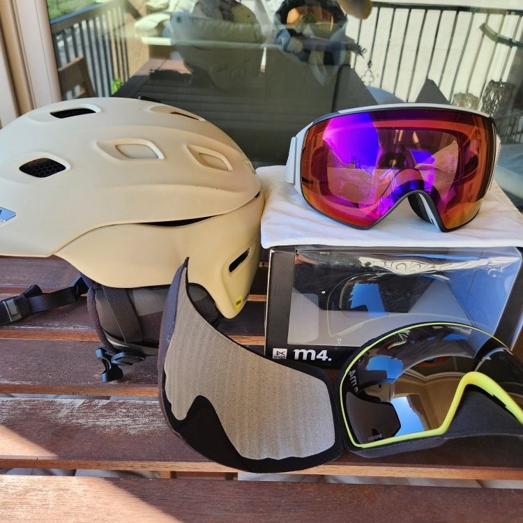 anon m4 with smith helmet M4S Cylindrical Goggles + Bonus Lens + MFI face mask, Frame: Black, Lens: Perceive Sunny Red (14% / S3), Spare Lens: Perceive Cloudy Burst (59% / S1) : Sports & Outdoors Anon M4 With Smith Helmet
