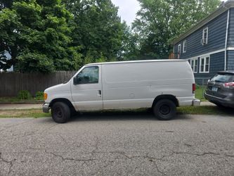 2005 Ford E-350