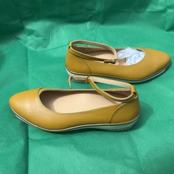 Soleni Shoes Ruth Flat MUSTARD 8.5w