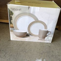 Pfaltzgraff Every Day Dishes 