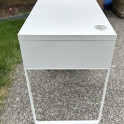 Ikea MICKE Desk 