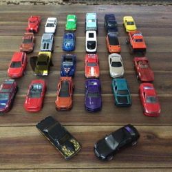 Model Cars Hotwheels, MatchBoxs, and Maisto
