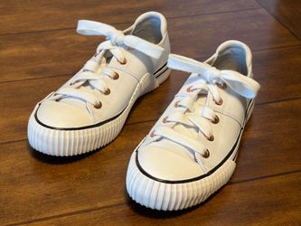 Skechers, Women’s 6.5, White