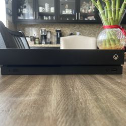 Xbox One X 