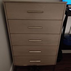 Robin 5 Drawer Dresser