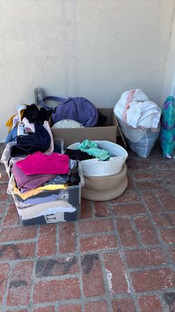 PICK UP TODAY-Tons of Women’s clothes and workout gear