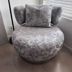 LUXURY Caracole "Celeste" Swivel Chair - (NEW)
