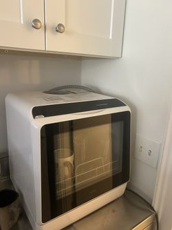 table top dishwasher (broken spinny thing doesnt spin)
