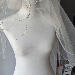 Veil / Womans Wedding / Communion / Beaded