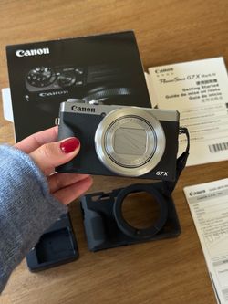 Canon PowerShot G7X Mark III Camera