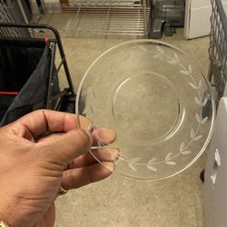 Vintage Anchor Hocking Laurel Leaf Etched Glass Luncheon Plate