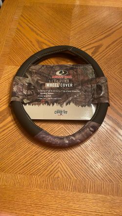 New - Mossy Oak Steering Wheel Cover