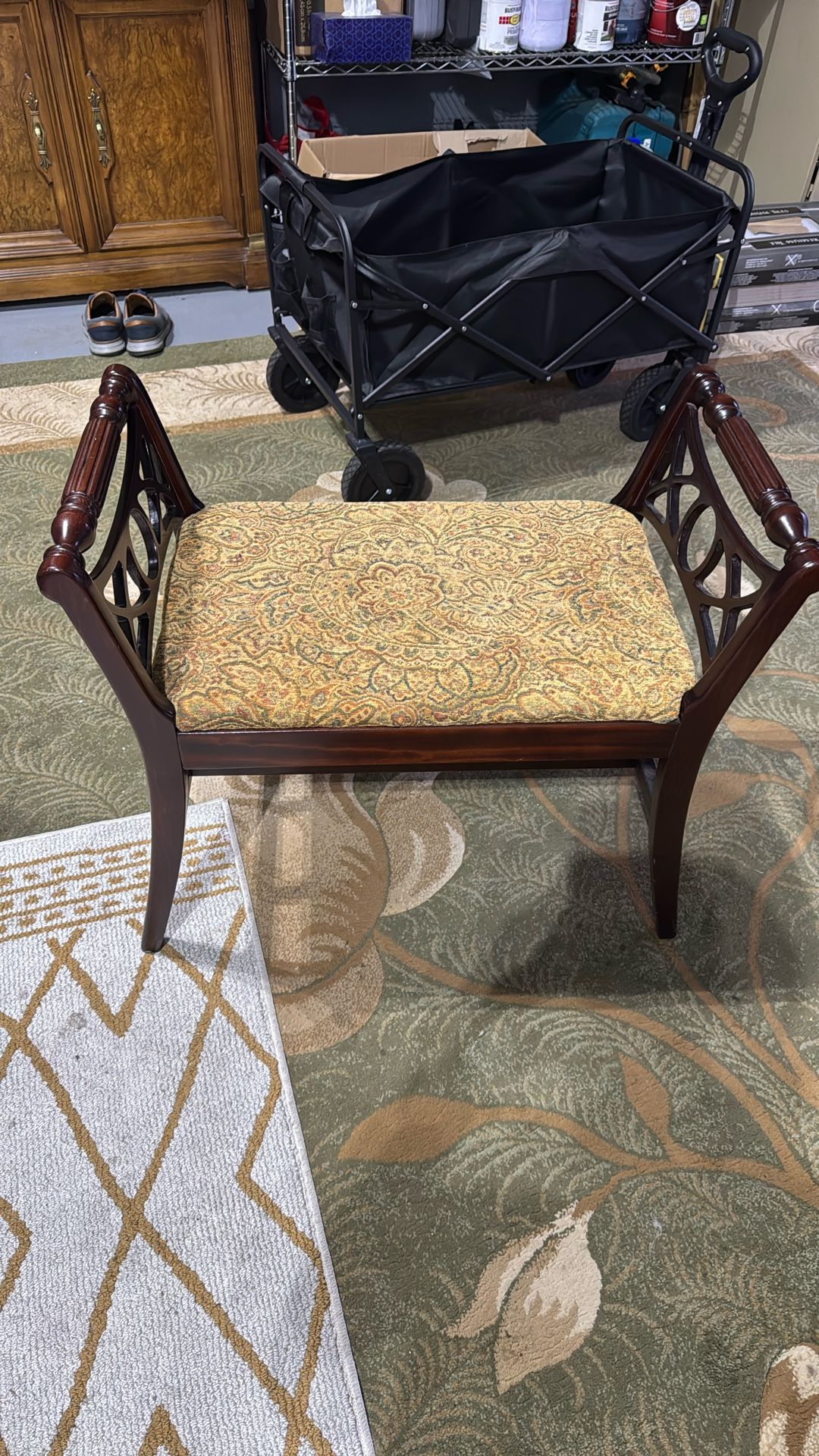 Bed Side Ottoman