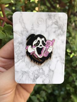 Scream Ghostface Horror Pin