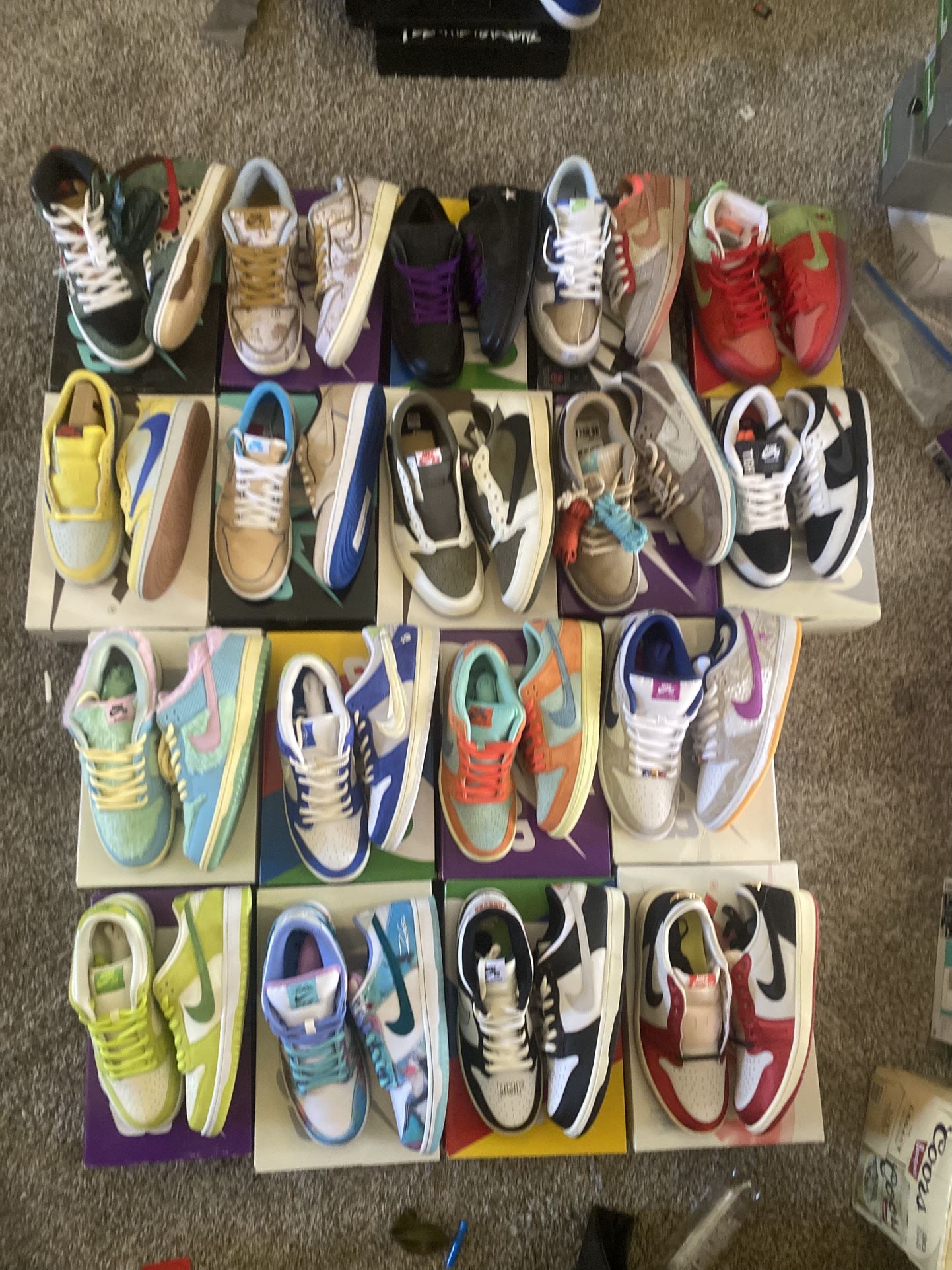 Nike SB, Travis Scott , Jordan 1 Lows