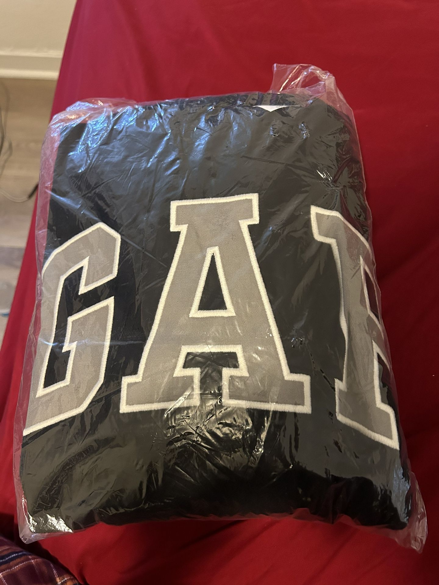 gap hoodie black grey and white size medium 