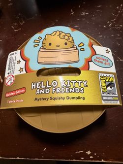 SDCC 2026 Exclusive Hello Kitty Golden Glitter Dumpling