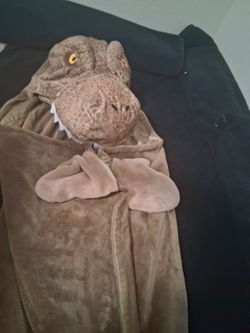 Jurassic world plushhie