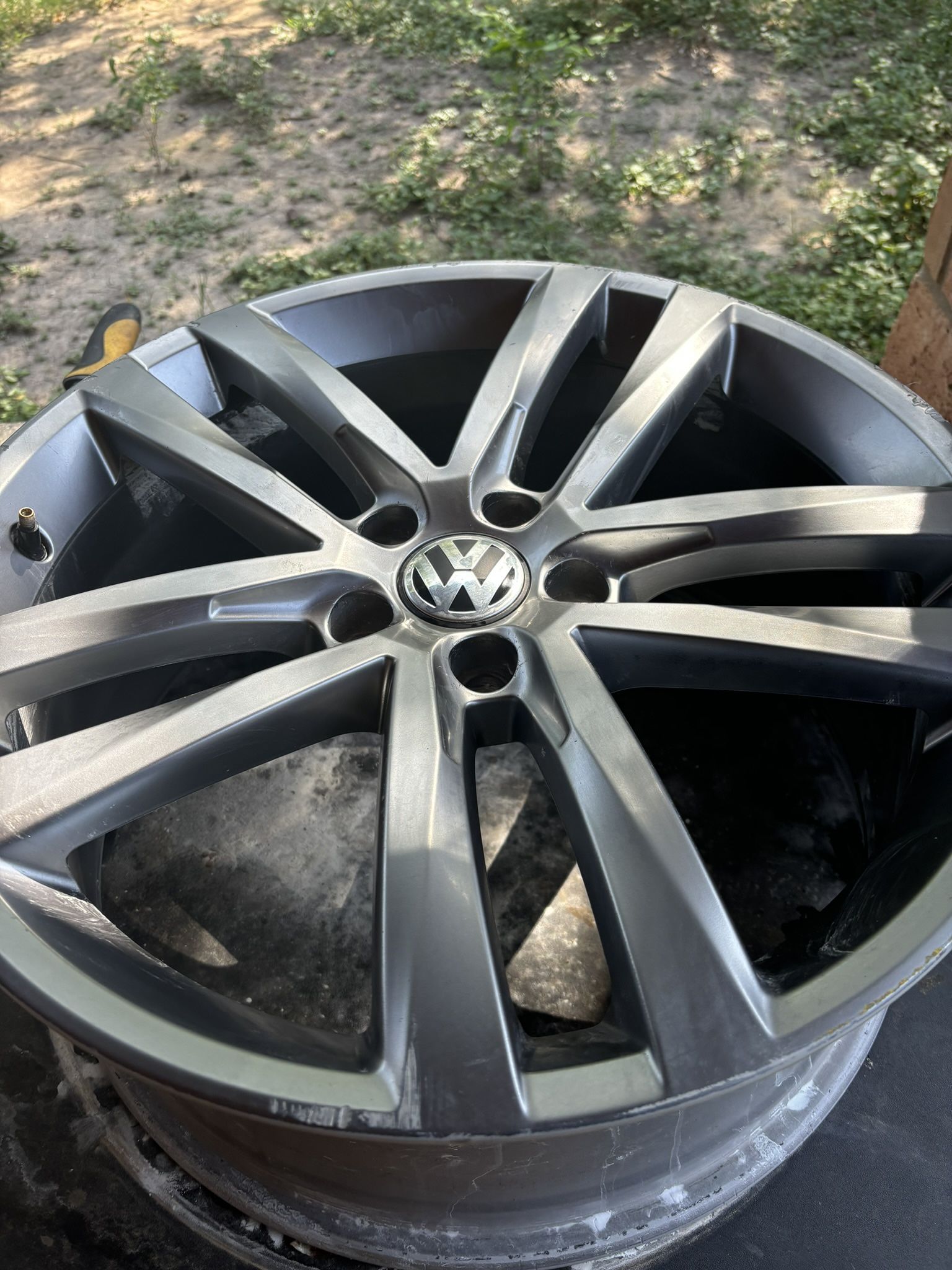 VW Passat Size 19 Original Rims