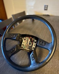 03-07 Silverado/Sierra Steering Wheel W/ Buttons