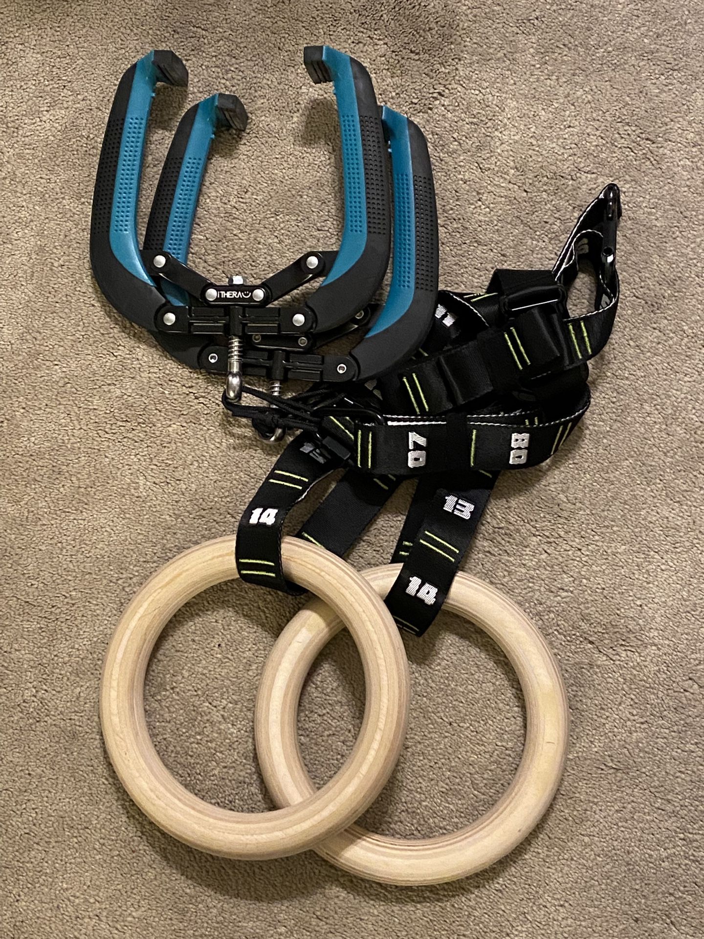 iTHERAU Doorway Pull-up Bar With Wooden Gymnastic Rings