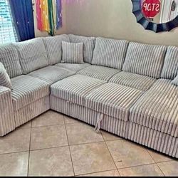 New Sectional Sleeper Light Grey 