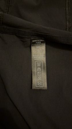 Black lululemon pacebreaker size small NOT SET ON PRICE