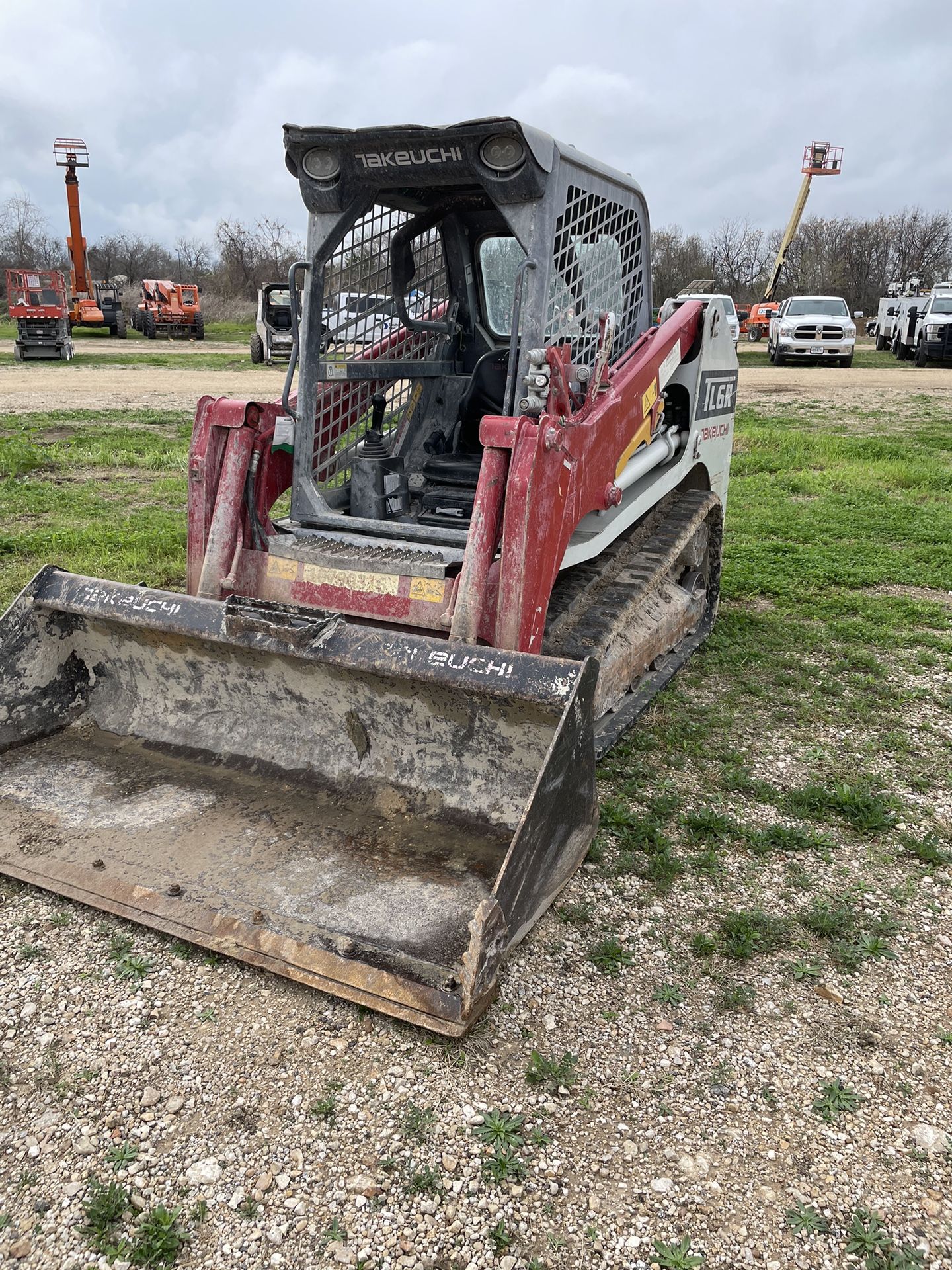 2018 TL6 Skid Steer 