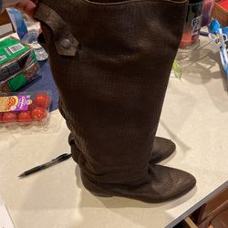 Mario Valentino Women’s Boots. Made In Italy