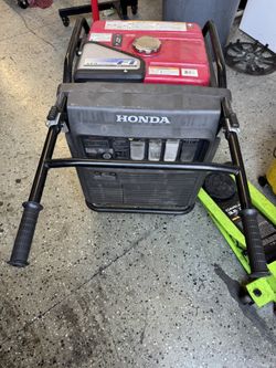 Honda EU7000 Fuel Generator