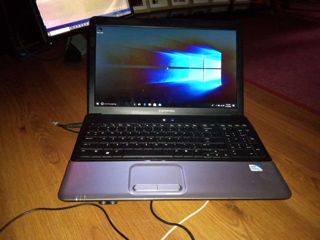 HP And Acer Two Working Laptops 4GB Windows 10