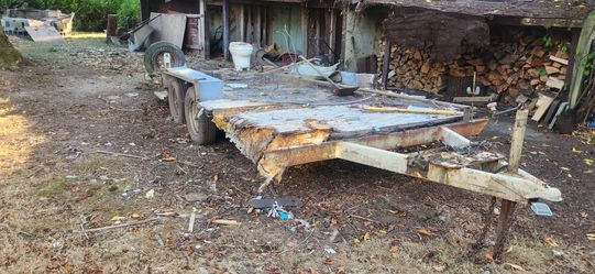 Trailer, about 35ft