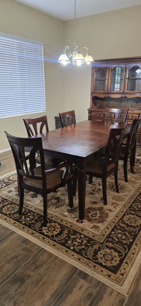 Extendable Dining Table And Chairs 